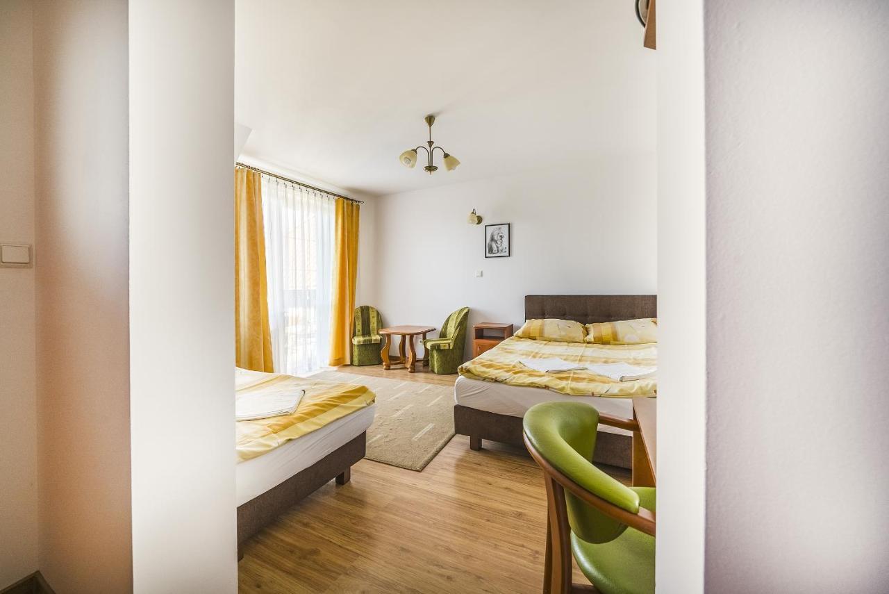 Aleksander Bed and breakfast *