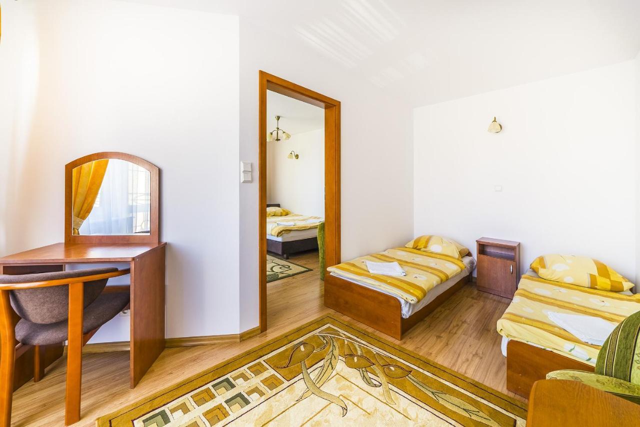 Aleksander Bed & Breakfast *